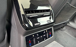 Audi A6 45 TFSI black/black