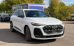  Audi Q5 45 TFSI Black Edition White / Black
