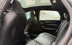 Audi A6 45 TFSI Daytona/black
