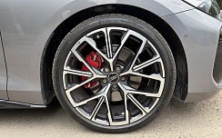  Audi A5L 40 TFSI Grey/Black 