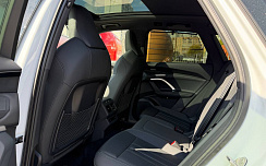  Audi Q5 45 TFSI Black Edition White / Black