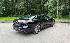 Audi A6 45 TFSI black/black