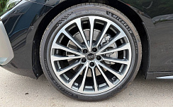 Audi A6 45 TFSI black/black