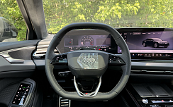Audi A6L 45 TFSI  Black / Black 